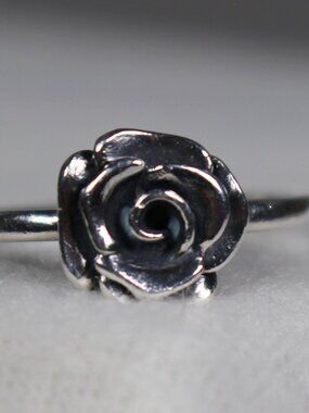 925 sterling silver ring size 7 delicate rose flower love